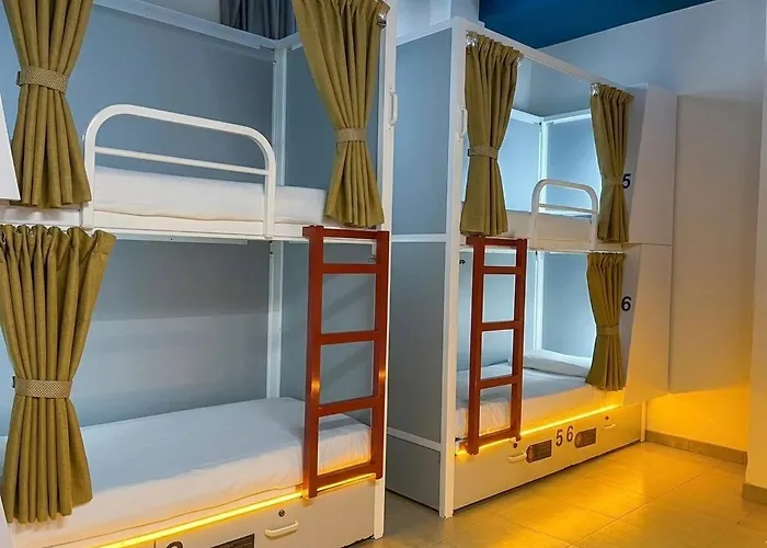 Sun & Moon Hostel Barselona